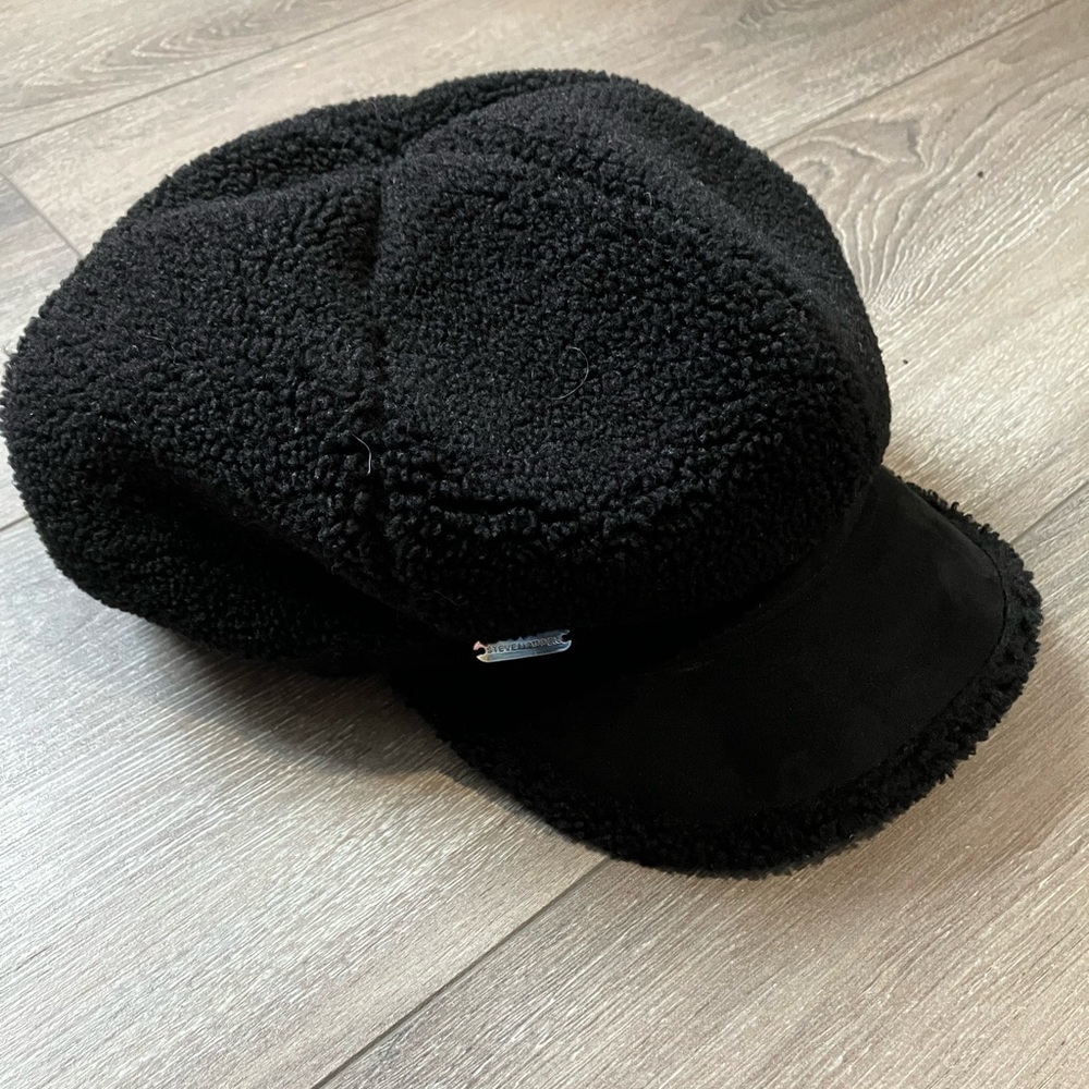 Steve Madden hat
